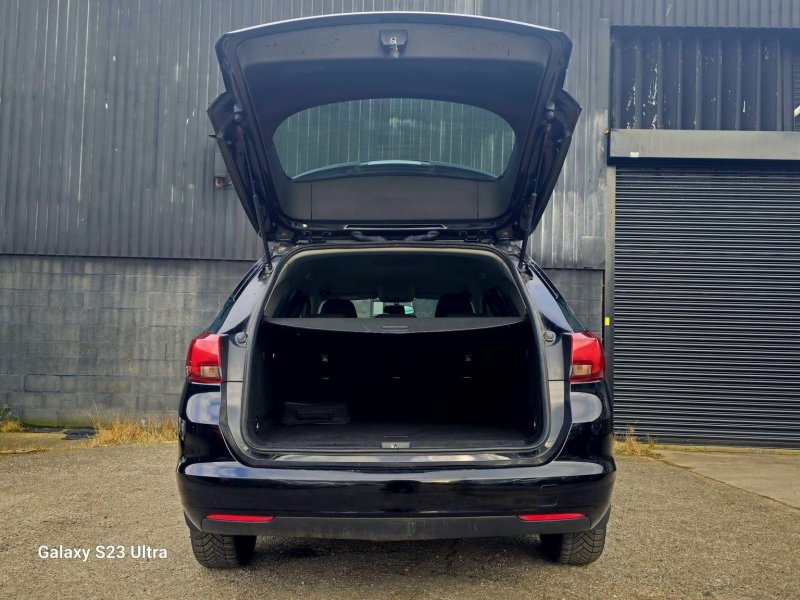 VAUXHALL ASTRA