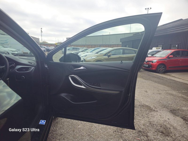 VAUXHALL ASTRA