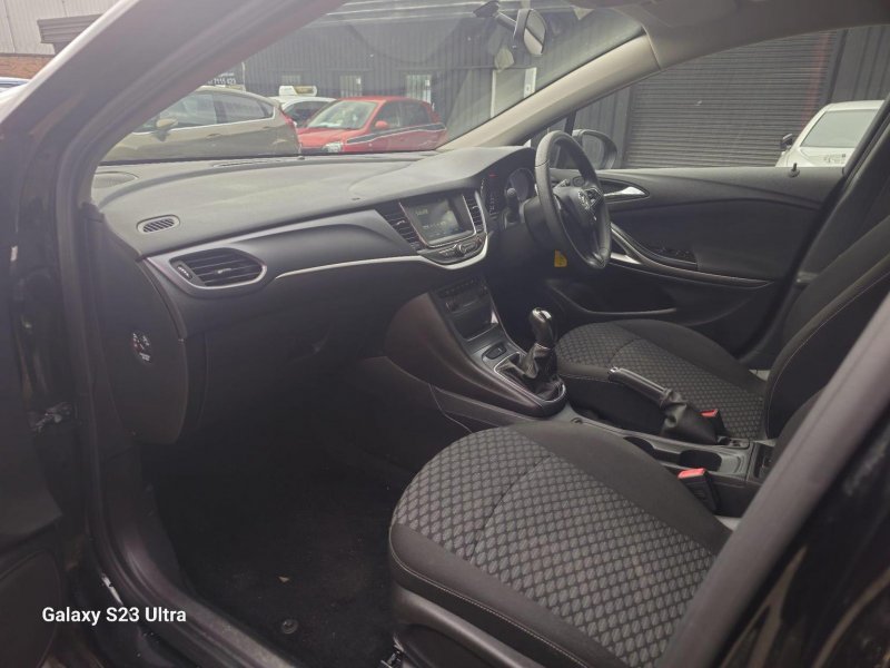 VAUXHALL ASTRA