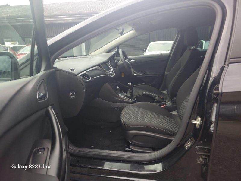 VAUXHALL ASTRA