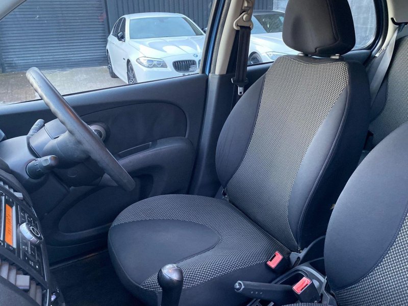NISSAN MICRA