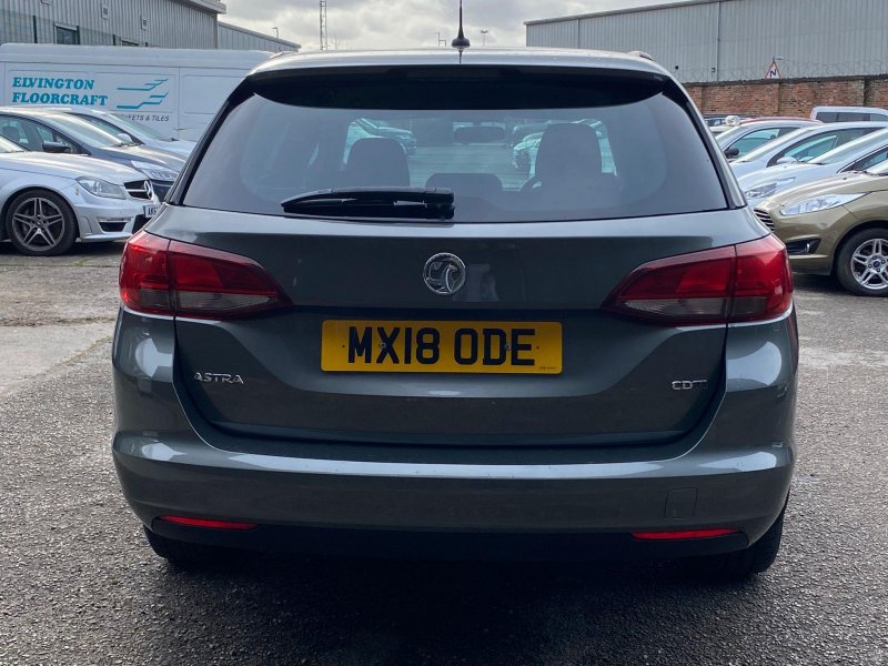 VAUXHALL ASTRA