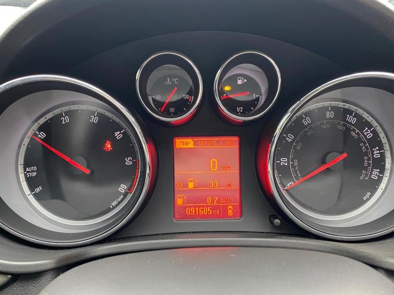 VAUXHALL INSIGNIA