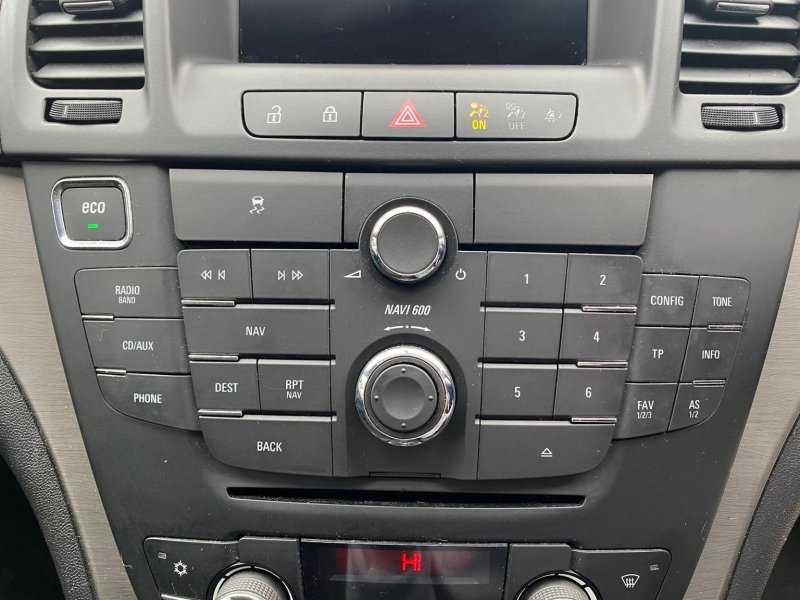 VAUXHALL INSIGNIA