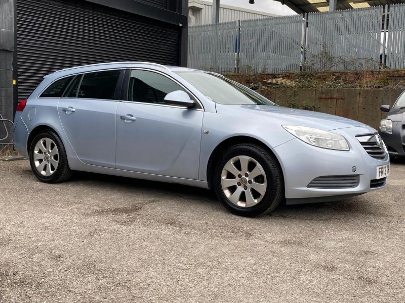 VAUXHALL INSIGNIA