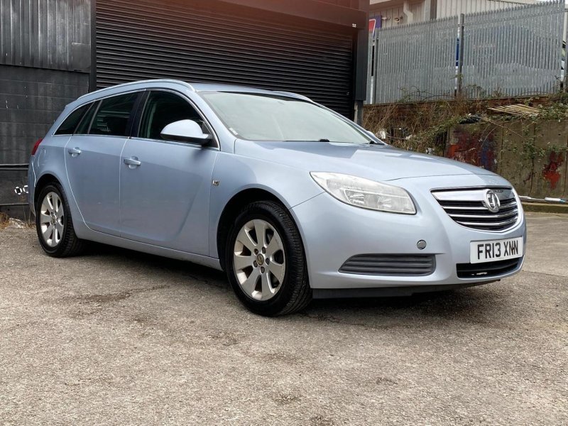VAUXHALL INSIGNIA