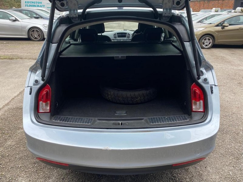 VAUXHALL INSIGNIA