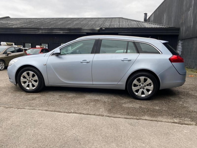 VAUXHALL INSIGNIA