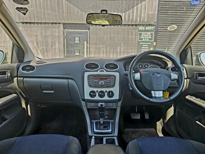 FORD FOCUS