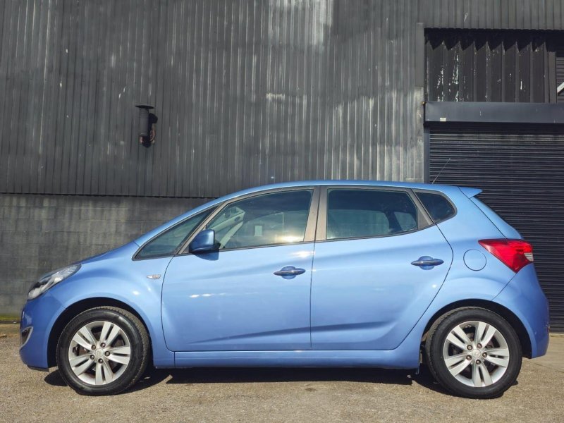 HYUNDAI IX20