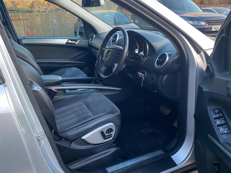 MERCEDES-BENZ M CLASS
