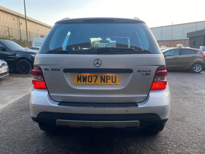 MERCEDES-BENZ M CLASS