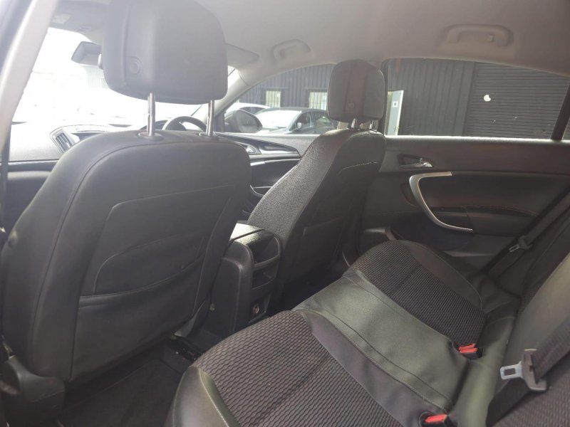 VAUXHALL INSIGNIA