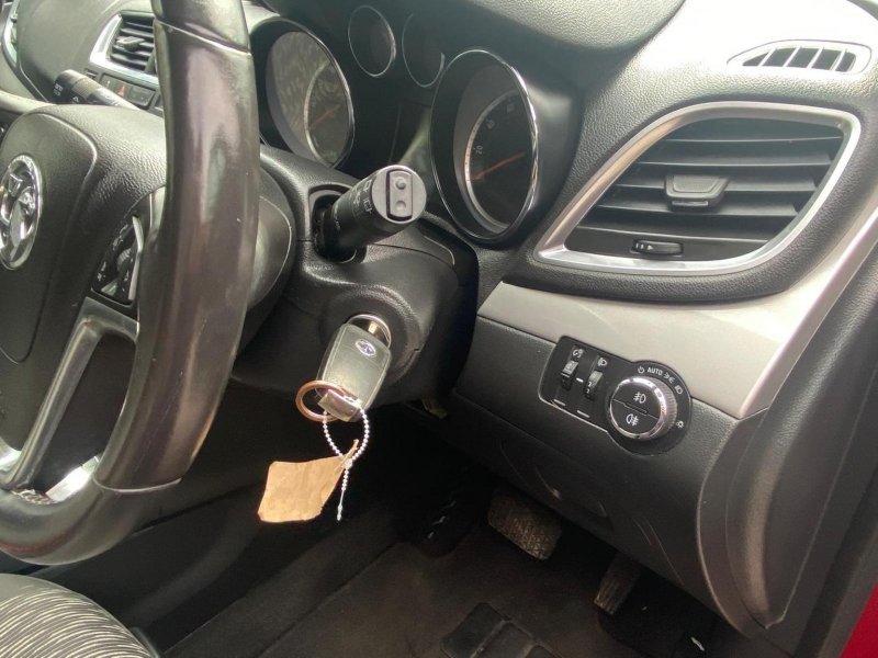 VAUXHALL MOKKA