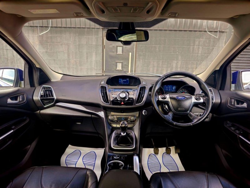 FORD KUGA