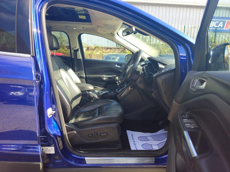 FORD KUGA