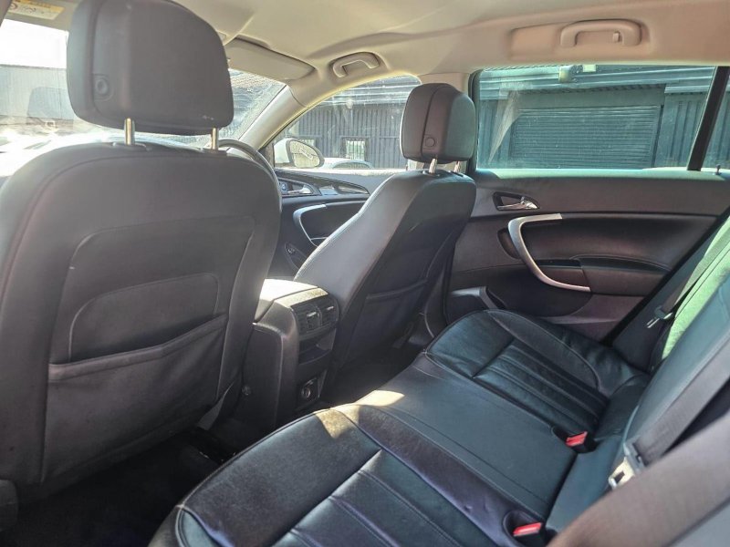 VAUXHALL INSIGNIA