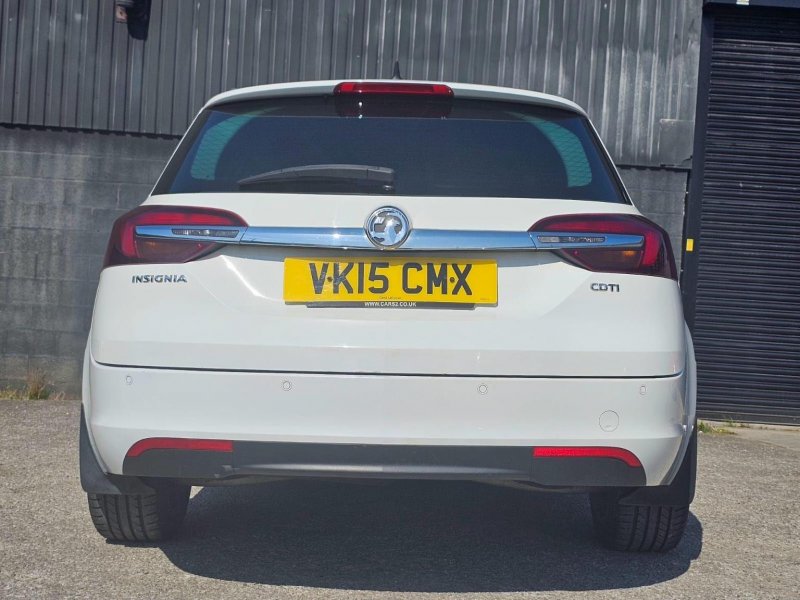 VAUXHALL INSIGNIA