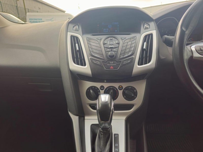 FORD FOCUS