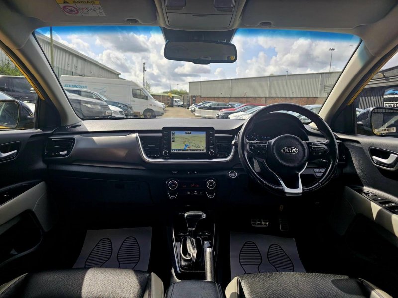 KIA STONIC