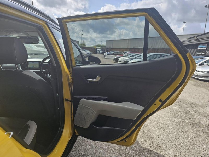 KIA STONIC