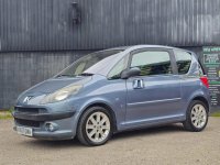 PEUGEOT 1007