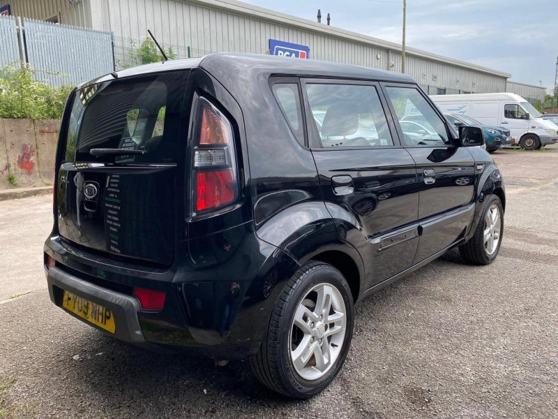 KIA SOUL