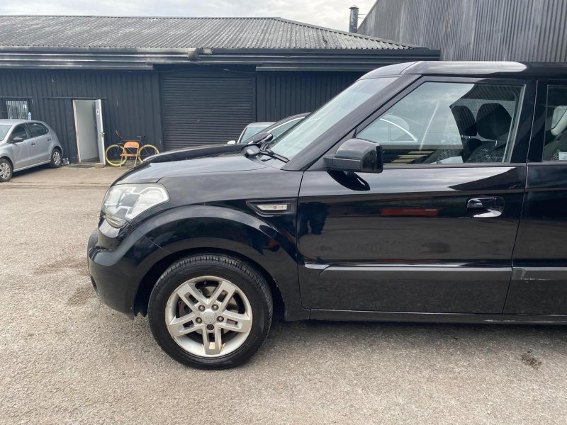 KIA SOUL