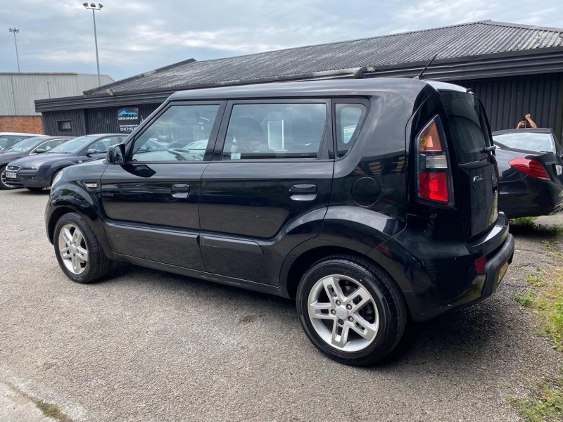 KIA SOUL