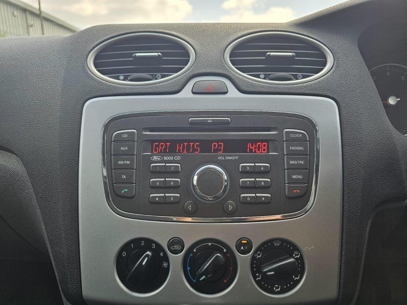 FORD FOCUS