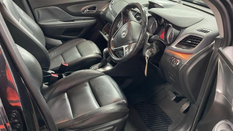 VAUXHALL MOKKA