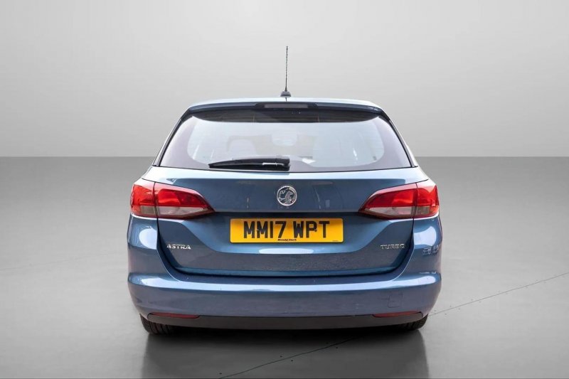 VAUXHALL ASTRA