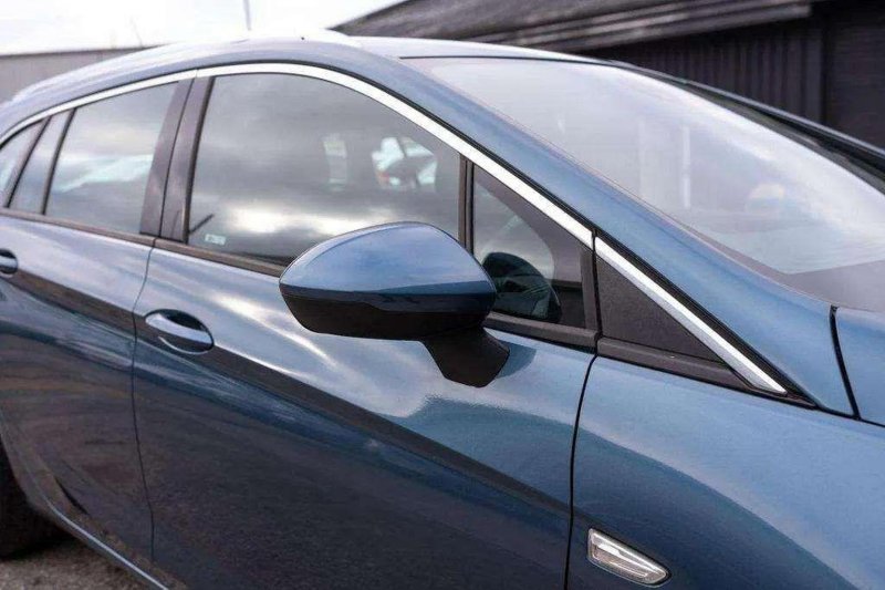 VAUXHALL ASTRA