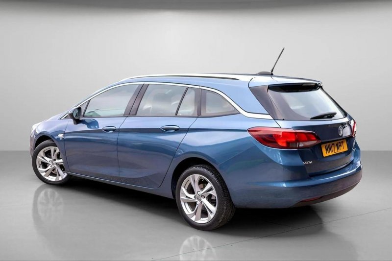 VAUXHALL ASTRA