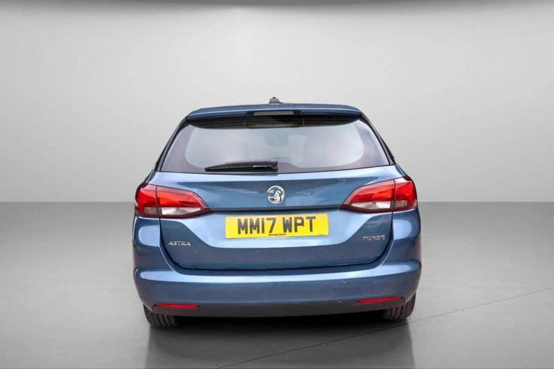 VAUXHALL ASTRA