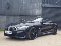 BMW 8 SERIES