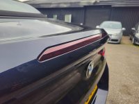 BMW 8 SERIES
