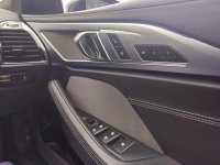 BMW 8 SERIES
