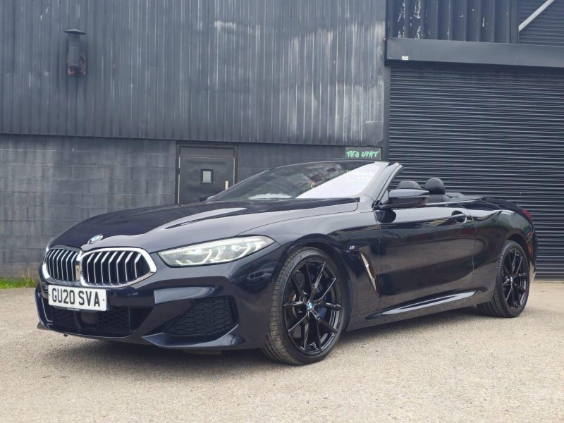 BMW 8 SERIES