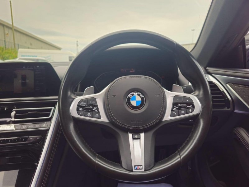 BMW 8 SERIES
