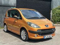 PEUGEOT 1007