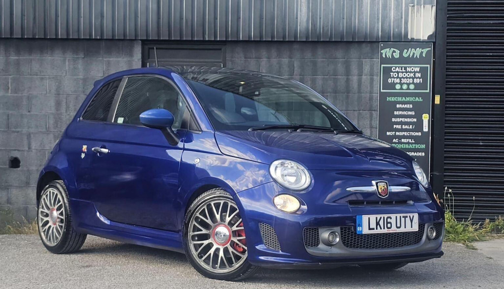 2016 Abarth 595